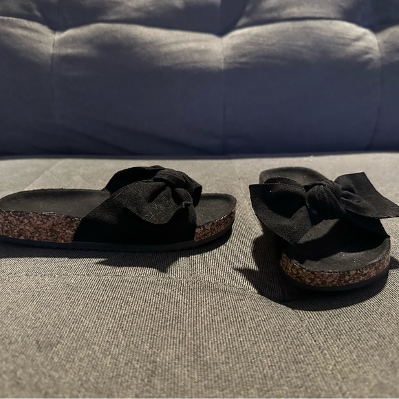 Girls Knotted Slide On Sandals - Picture 5 of 11